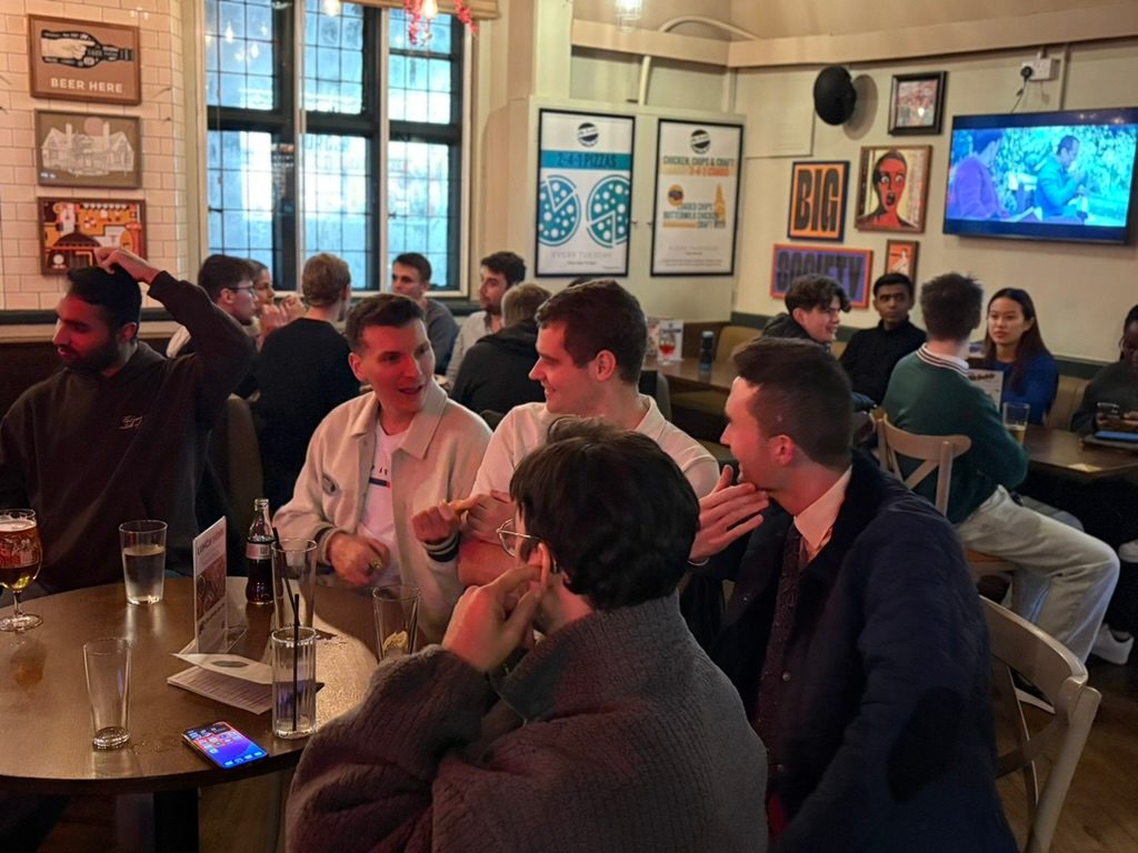 A full East Oxford venue on an IRL night