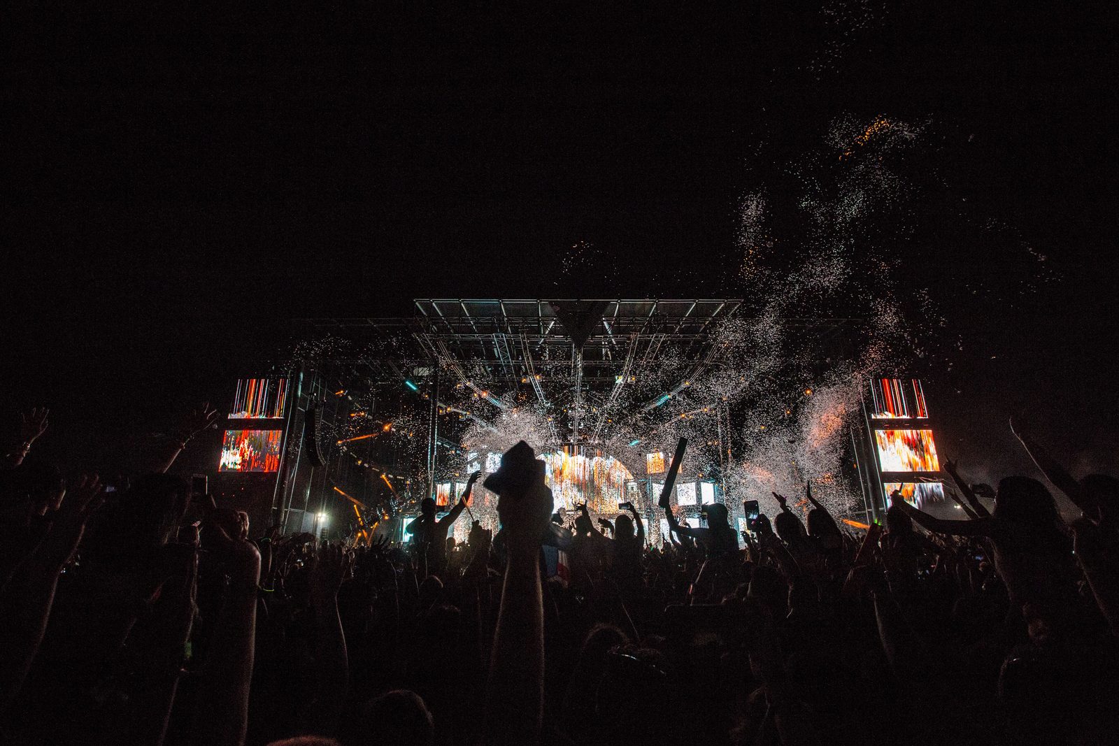 A sponsored stage at an outdoor day